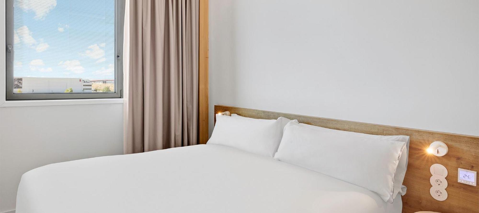 B&B Hotel Madrid Tres Cantos Bagian luar foto